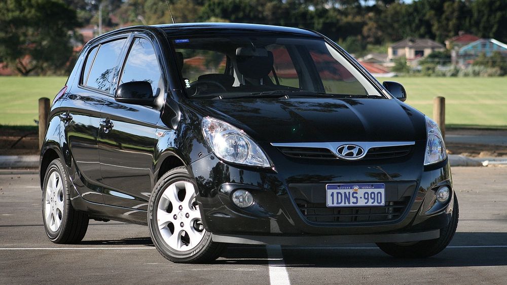 2011-Hyundai-i20-14.jpg
