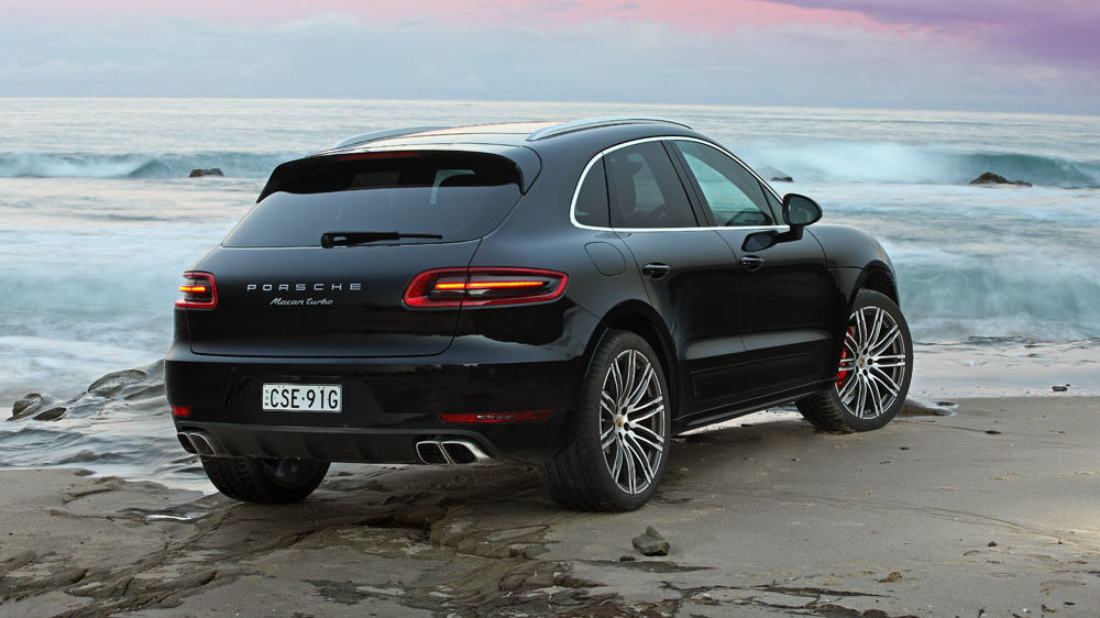Hasil gambar untuk Porsche Macan 2017