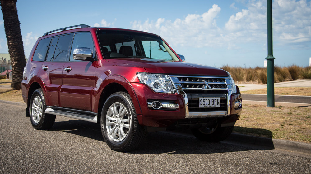 mitsubishi. pajero mitsubishi. pajero