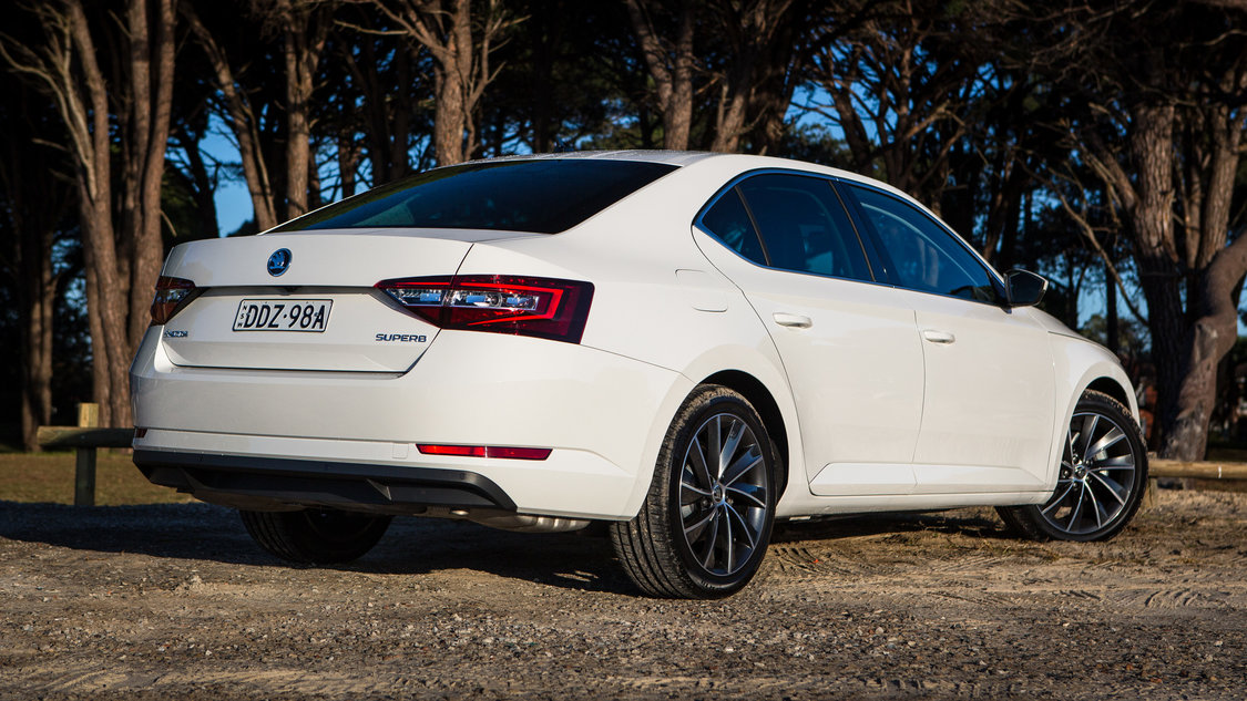 2016 Skoda Superb 162TSI Review CarAdvice