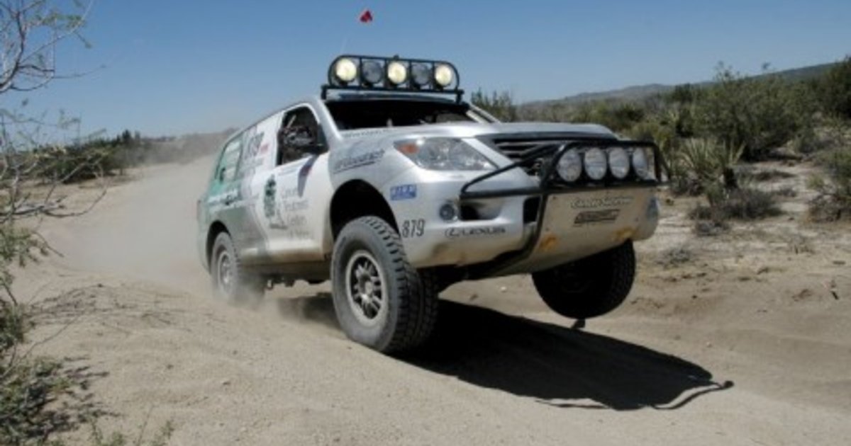 Lexus LX570 celebrates first off-road win