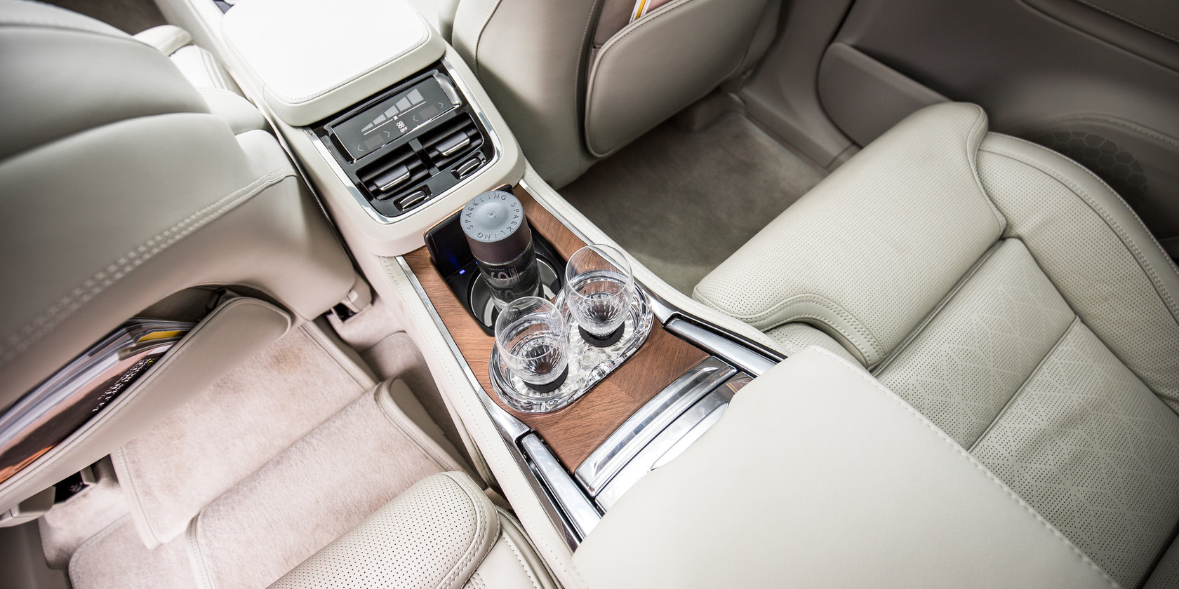 2017 신형 볼보 XC90 T8 AWD [데이터주의] | 인스티즈