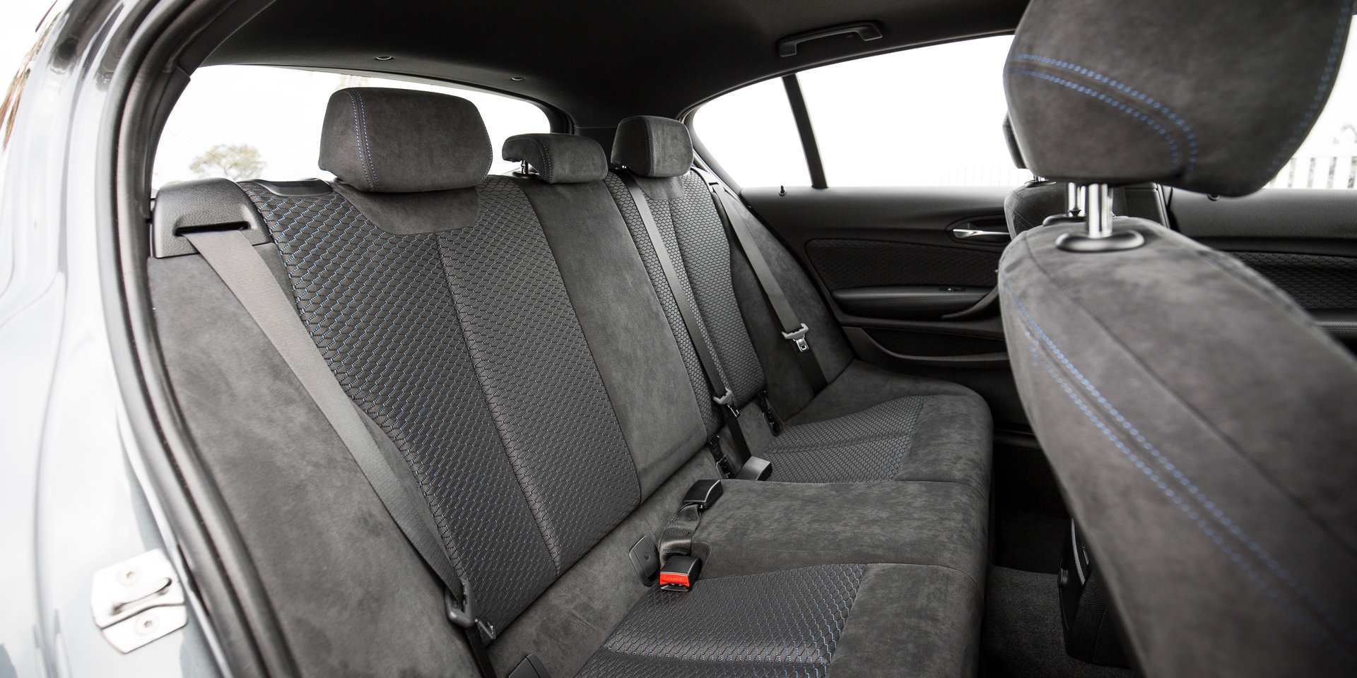 2017 BMW M140i 퍼포먼스 에디션 [데이터주의] | 인스티즈