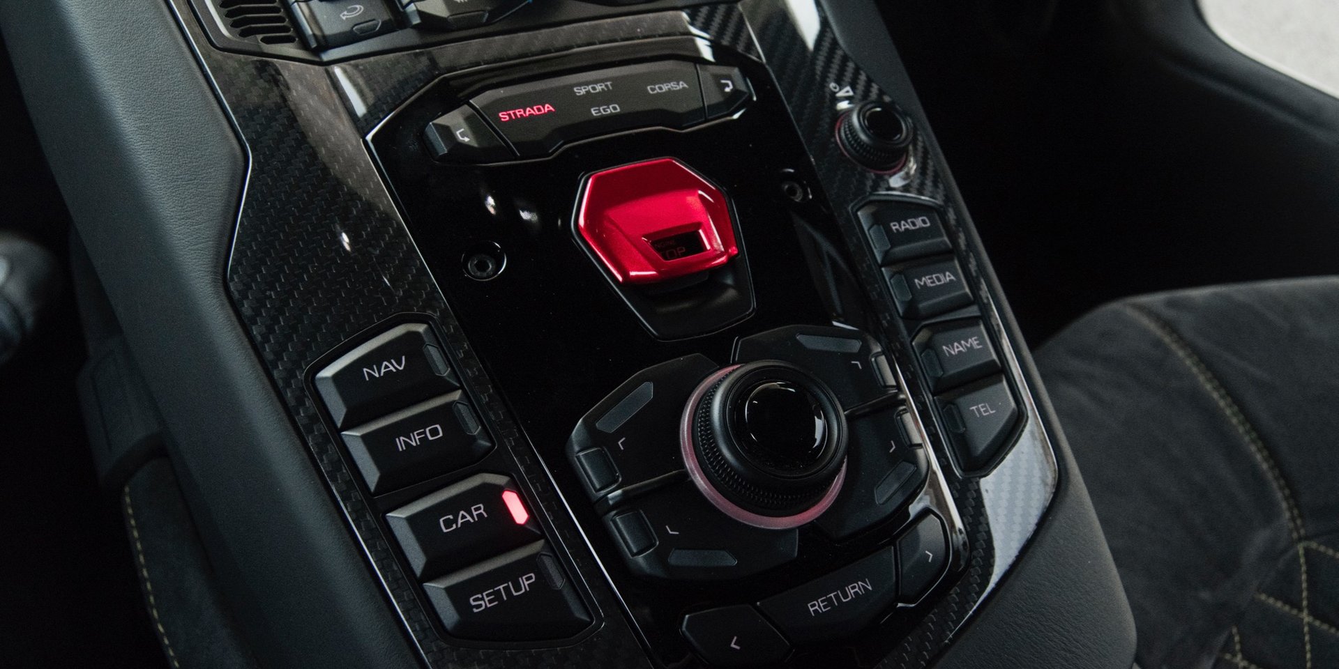 2018 람보르기니 아벤타도르 S [데이터주의] | 인스티즈