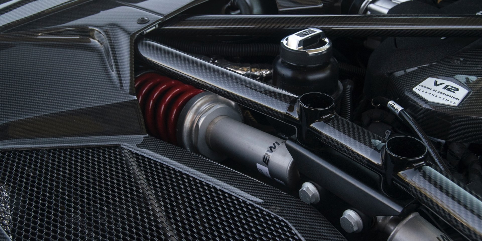 2018 람보르기니 아벤타도르 S [데이터주의] | 인스티즈