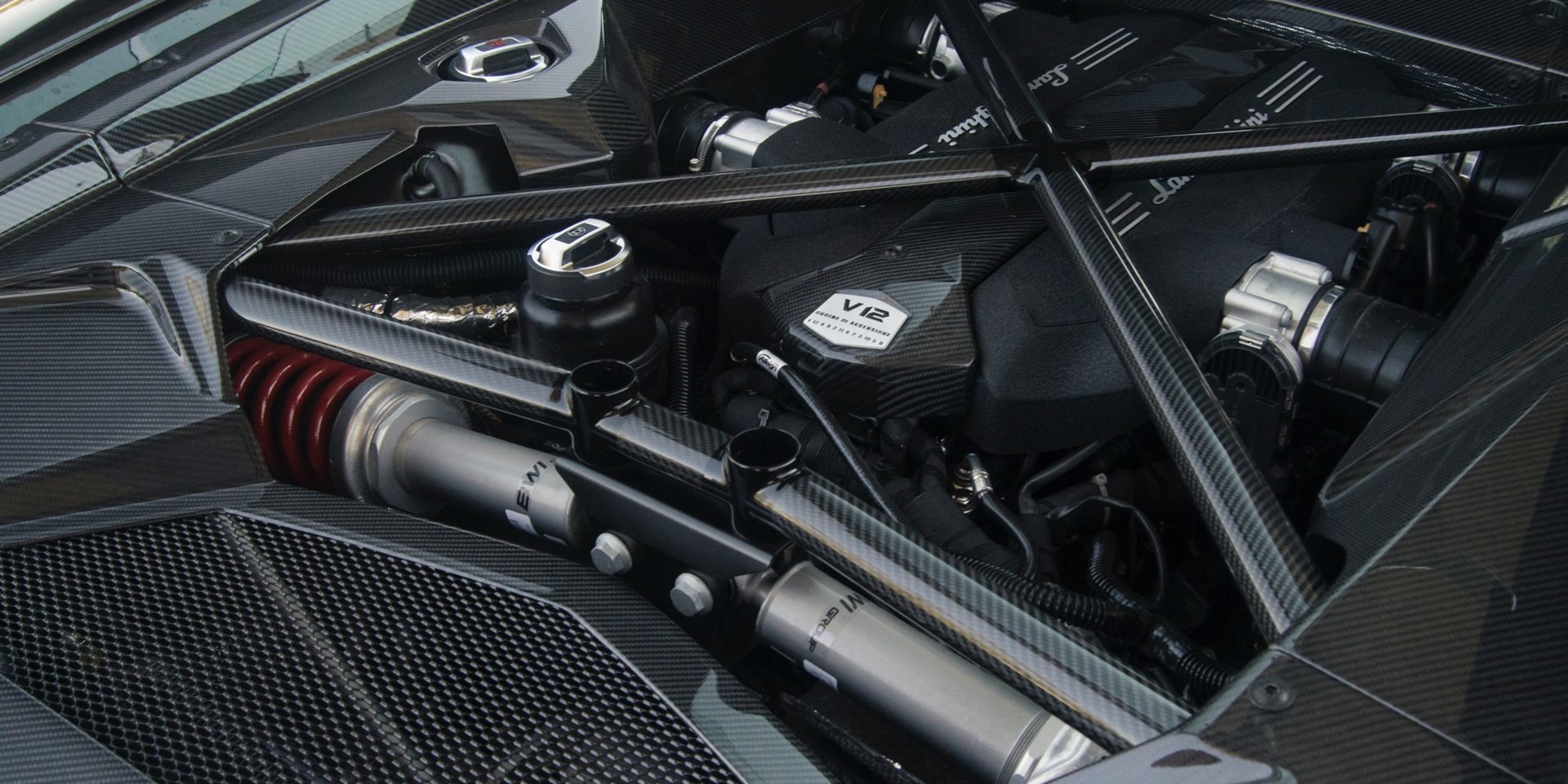 2018 람보르기니 아벤타도르 S [데이터주의] | 인스티즈