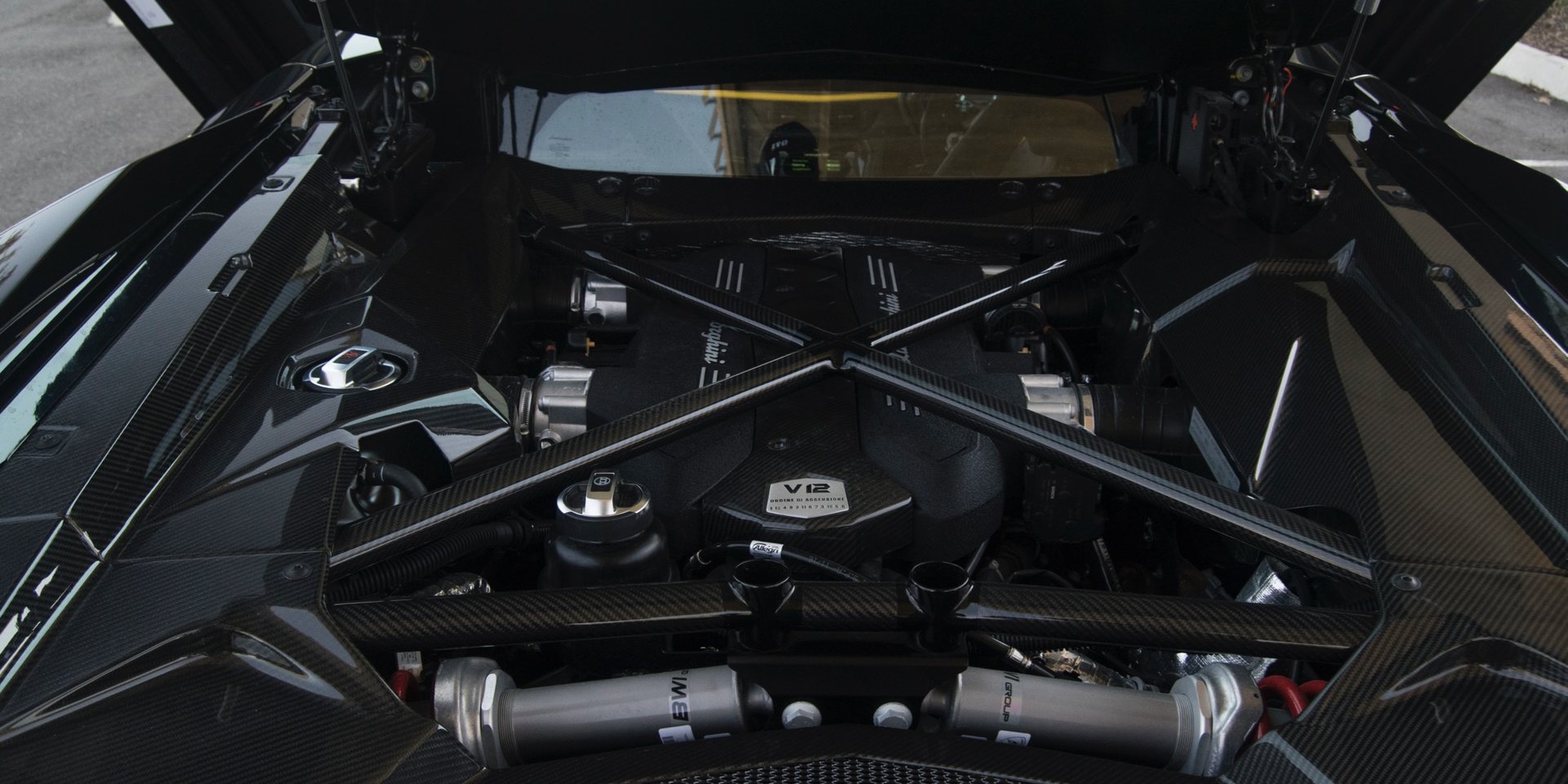 2018 람보르기니 아벤타도르 S [데이터주의] | 인스티즈