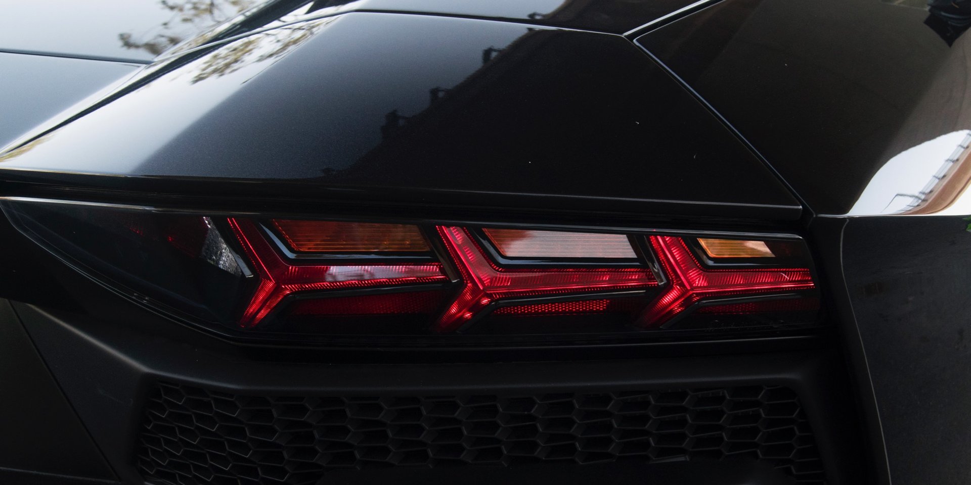 2018 람보르기니 아벤타도르 S [데이터주의] | 인스티즈