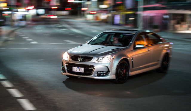 2016 Holden Commodore SS-V Redline Review: Driving the city at night