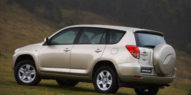 What are some tips for Toyota Rav4 maintenance?