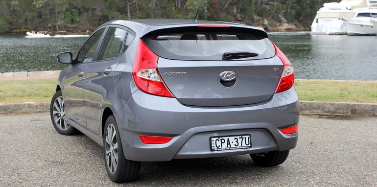 Hyundai Accent SR - 3