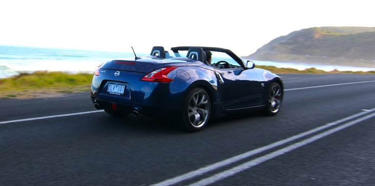 Nissan 370Z Roadster-34