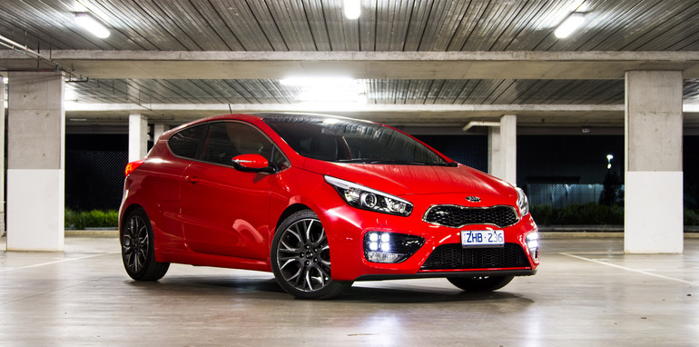 2014-kia-pro_cee'd GT-manual-hatchback-40