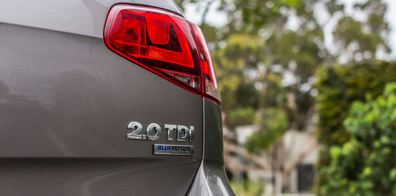 VWGolf110TDI-R-09