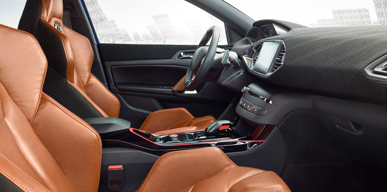 peugeot-308-r-hybrid-interior