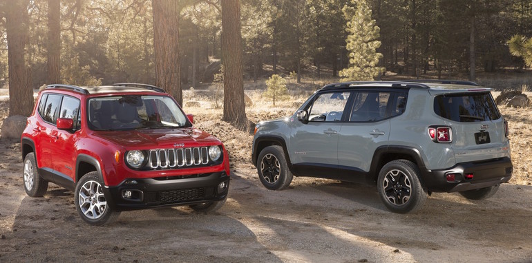2015-Jeep-Renegade-Press-34