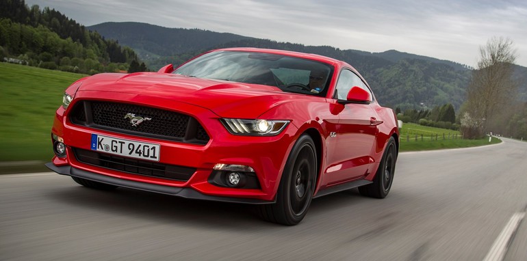 Ford-Mustang-2