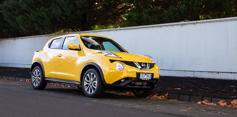 2015-nissan-juke-ST-manual-25