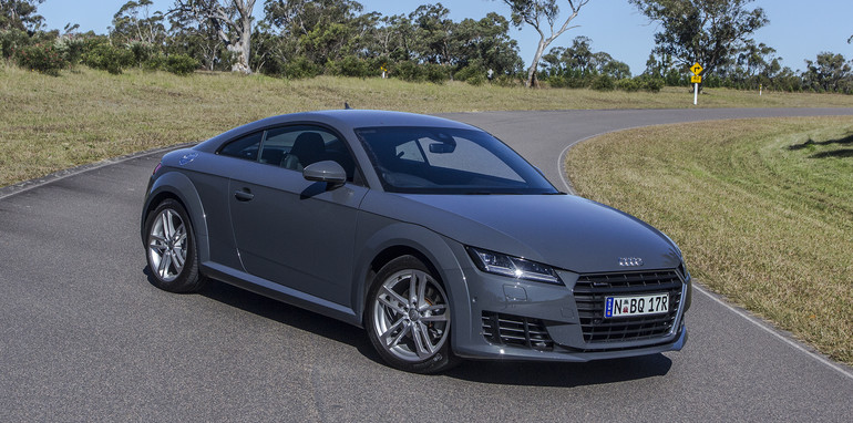 Audi TT v BMW 228i 1b