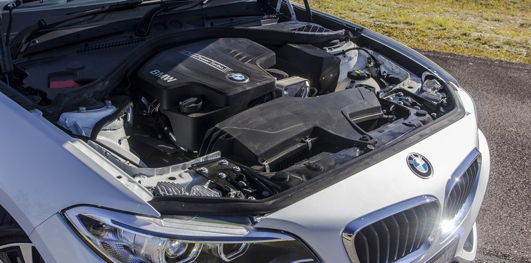 Audi TT v BMW 228i 23b