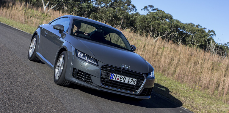 Audi TT v BMW 228i 51b