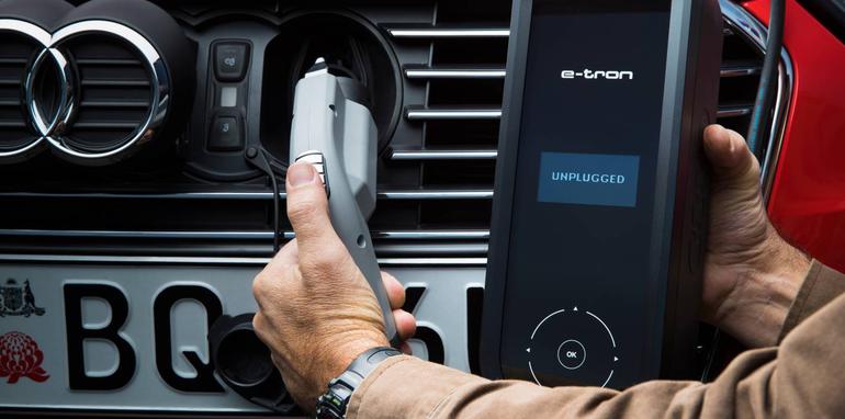 2016_audi_a3-sportback-e-tron_15