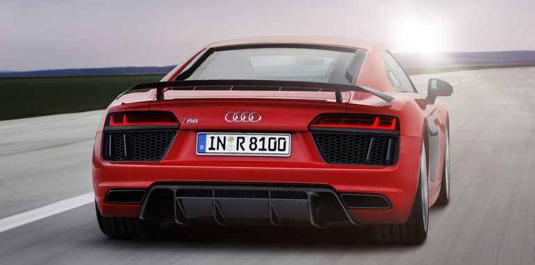Audi R8 V10 plus (13)