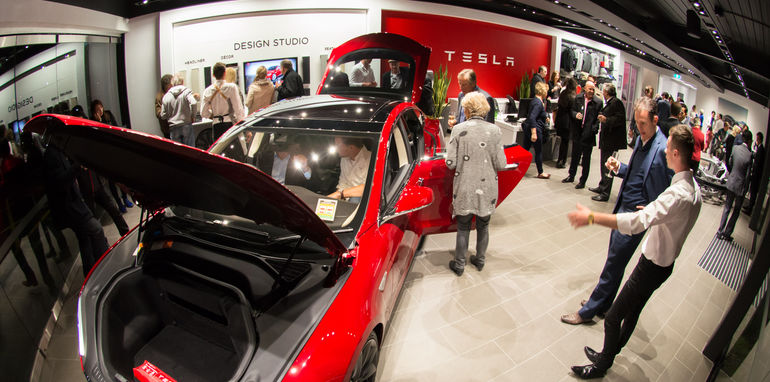 tesla_richmond-dealership