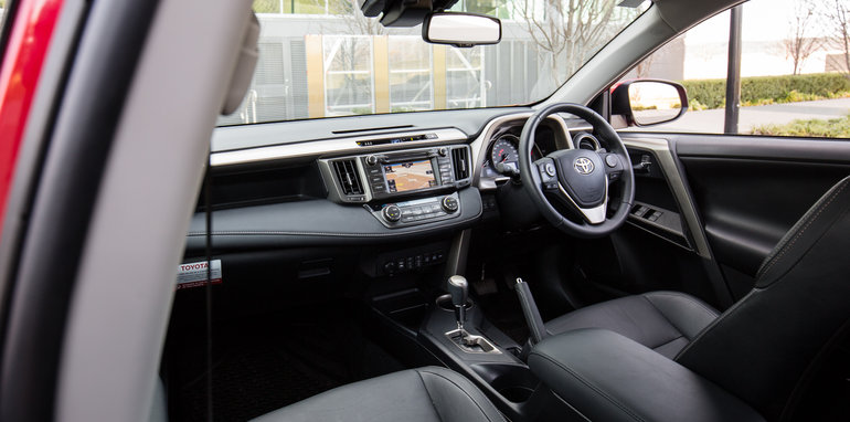 2015-RAV4-CX5-TUCSON-FORESTER-4-car-medium-suv-comparison-74