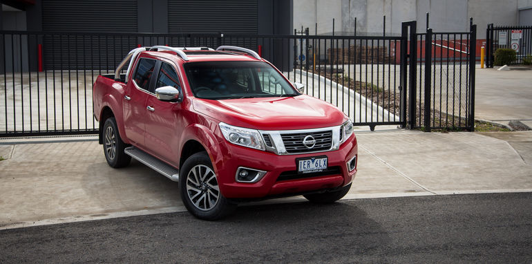 Nissan navara comparison #4