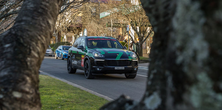 Porsche Cayenne v Range Rover Sport Hybrid Comparo-108