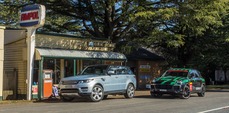 Porsche Cayenne v Range Rover Sport Hybrid Comparo-9
