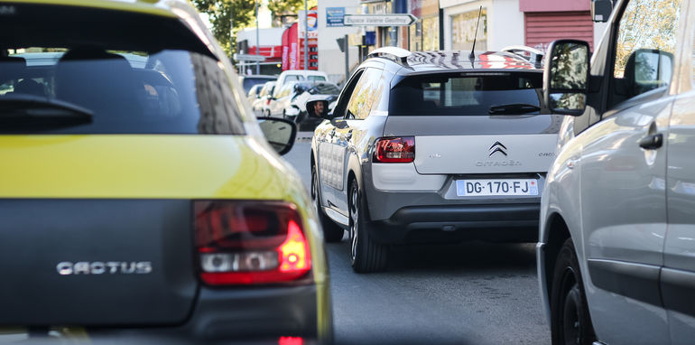 2016-citroen-c4-cactus-3