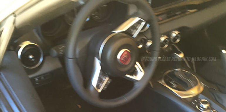2016_fiat_124-spider_spy-photo_jalopnik_04
