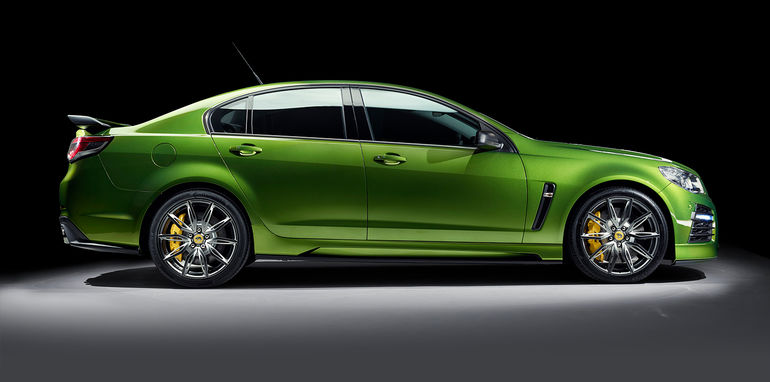 2016_hsv_gen-f2_03_gts_sedan_02