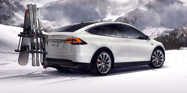 2016_tesla_model-x_overseas_06