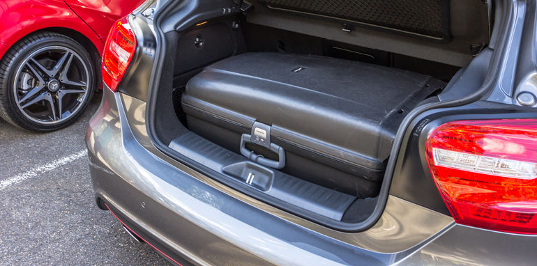 Mercedes Benz A B C-37