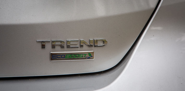2015-ford-focus-v-mazda3-hatch-comparison-59