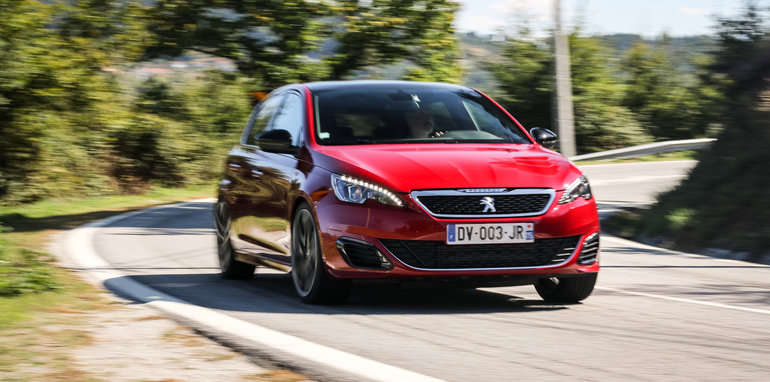 2016-peugeot-308-gti-hatch1-3