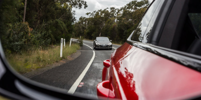 2015 Tesla Model S P85D v 2015 Audi RS7-102