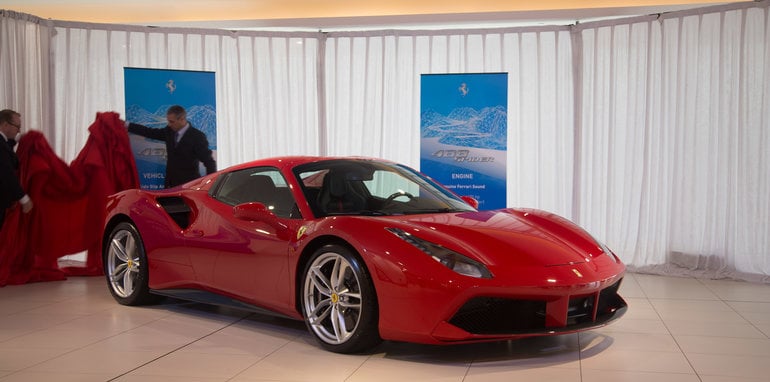 Ferrari-488-Spider-12