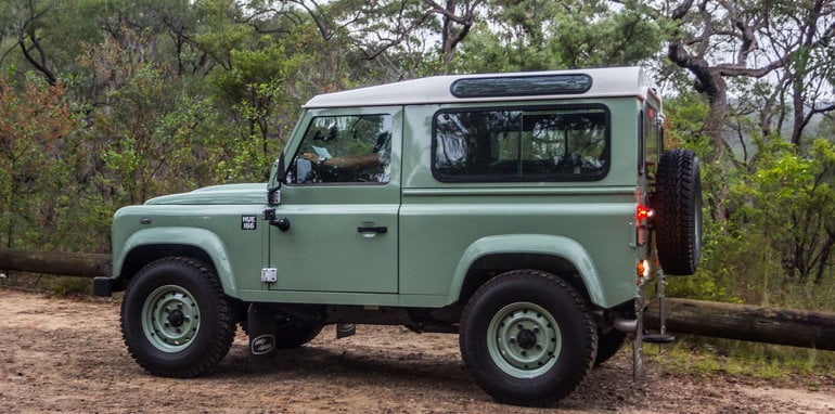 Land Rover Defender Old v New 90 Series-76