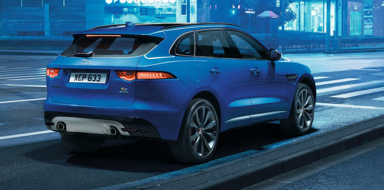 2016_jaguar_f-pace_overseas_14