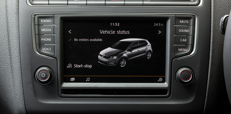 volkswagen-polo-81tsi-comfortline-21