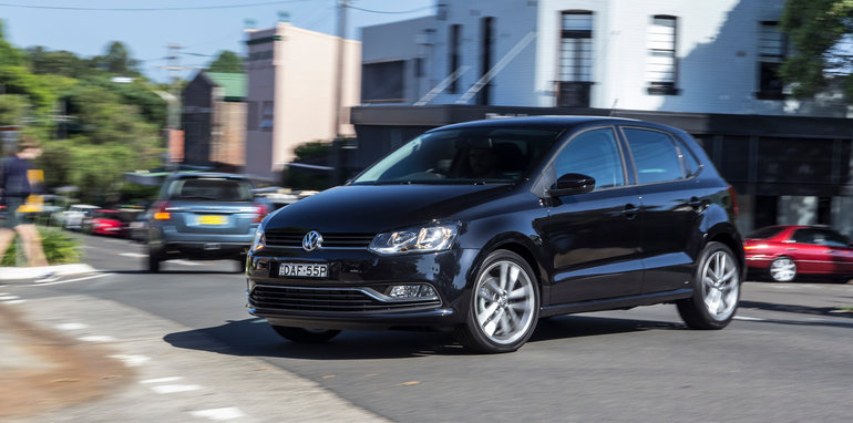 volkswagen-polo-81tsi-comfortline-36