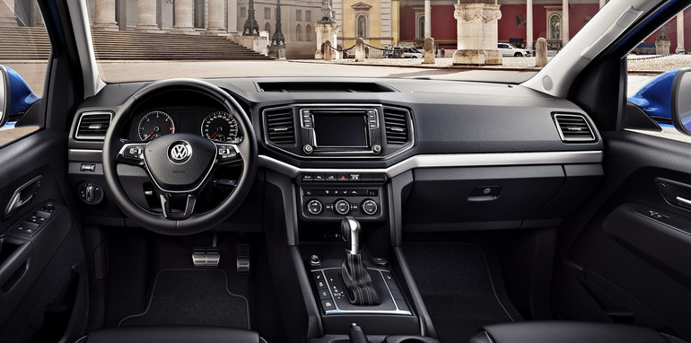 volkswagen-amarok-2017-interior