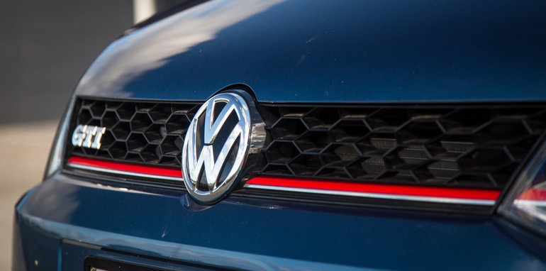 2016-volkswagen-polo-gti-7