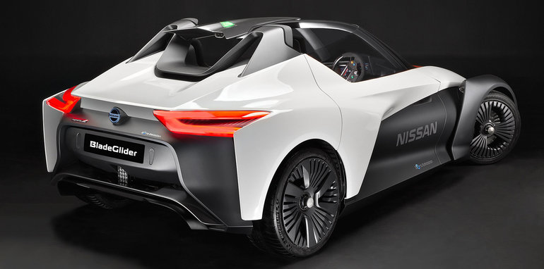 Nissan BladeGlider brings cutting edge Intelligent Mobility to l