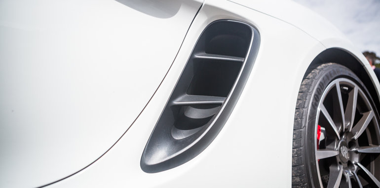 2016-porsche-boxter-s-v-jaguar-f-type-v6-s-110