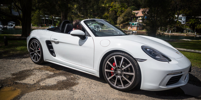 2016-porsche-boxter-s-v-jaguar-f-type-v6-s-115